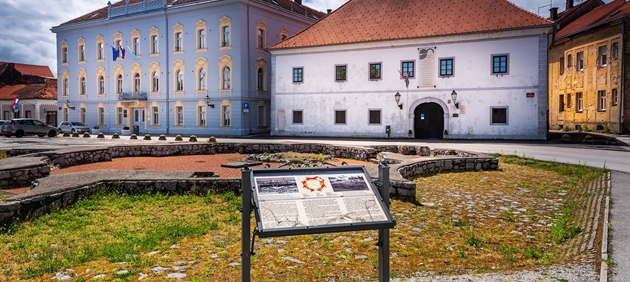 Slikovni rezultat za Gradski muzej Karlovac